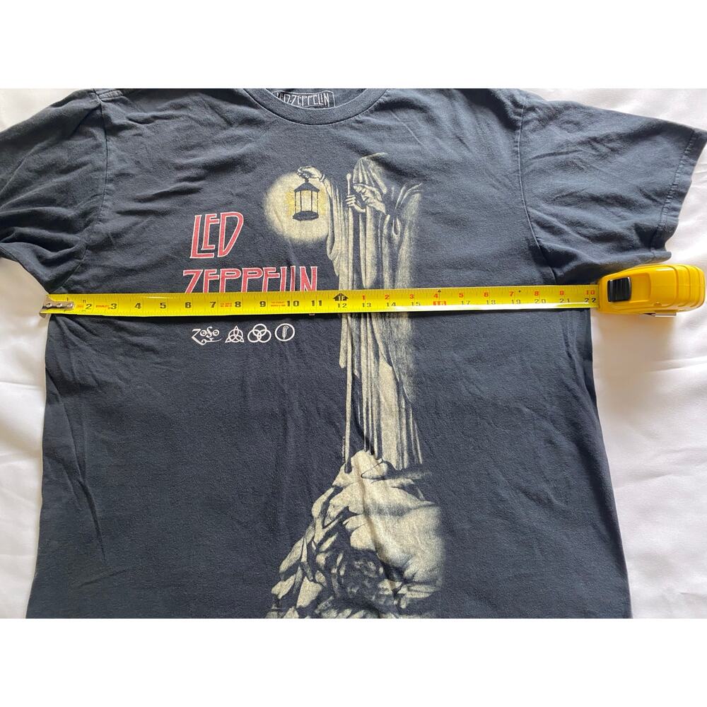 Led Zeppelin Hermit Lantern T-Shirt Large Black Official Licensed Band Tee - Picture 4 of 8